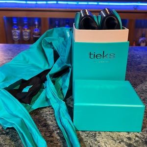 Tieks black leather size 10